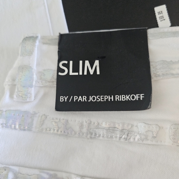 🆕️ Joseph Ribkoff White Slim fit Distressed Metallic Tuxedo Stripe Jeans - Picture 16 of 16